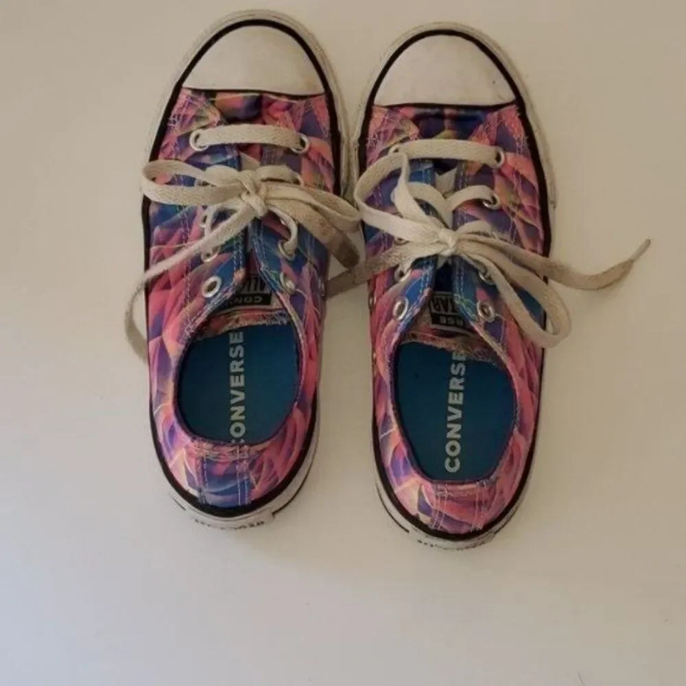 Converse Chuck Taylor Shoes SNEAKERS Low Tops Geo Prism PINK PURPLE Youth KIDS 1